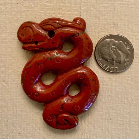 Only lot….carved semi precious stone dragon pendant - Picture 1 of 4